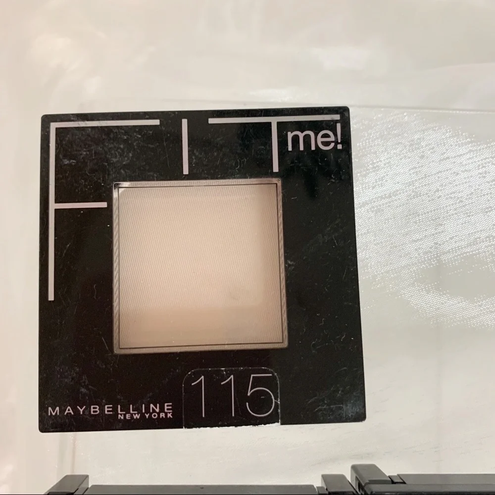 Maybelline New York Fit Me! Pressed Powder, Ivory [115] 0.30 oz